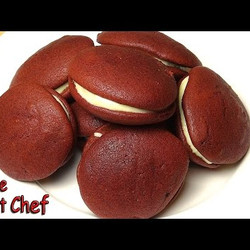 Red Velvet Whoopie Pies