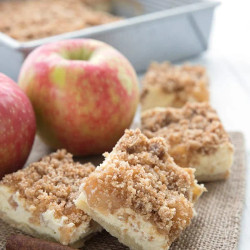 Keto Apple Pie Cheesecake Bars