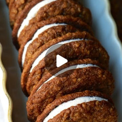 Little Debbie Brown Butter Gingerbread Oatmeal Cream Pies