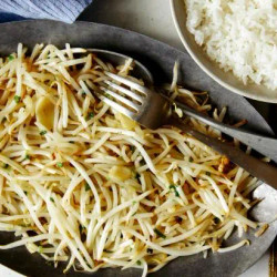 Classic Bean Sprout Stir Fry