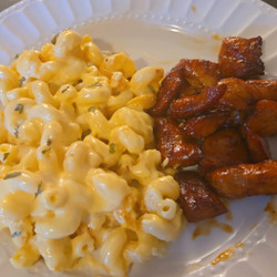 Honey Pepper Chicken and Mac and Cheese
