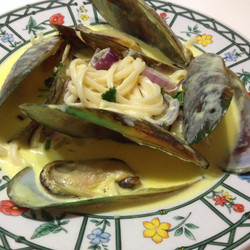 Mussels In Curry Cream Sauce