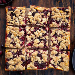 Cranberry Cheesecake Bars