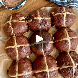 Extremely Chocolatey Hot X Buns