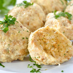 Semmelknödel (German Bread Dumplings)