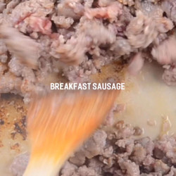 Cheesy Sausage And Green Chile Breakfast Bake