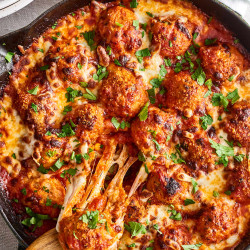 Cheesy Skillet Chicken Parmesan Meatballs