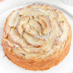 Vegan Apple Cake