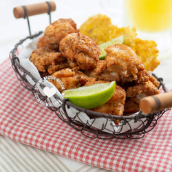 Chicharrón De Pollo [recipe + Video] Crispy Fried Chicken Bites