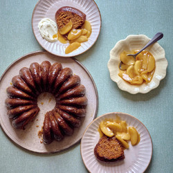 Toffee Apple Pudding Cake