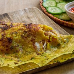 Bánh Xèo – Crispy Vietnamese Pancakes
