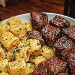 Garlic Butter Steak Bites &amp; Creamy Alfredo Rigatoni