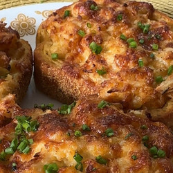 Crazy Crab Toast