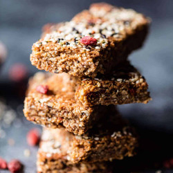 Superfood Cashew Goji Berry Bars.