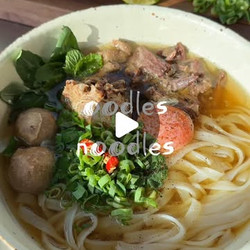 Oxtail Phở (phở Đuôi Bò)