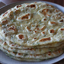 Green Onion Garlic Naan Bread