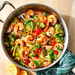 One-pot Garlicky Shrimp &amp; Broccoli
