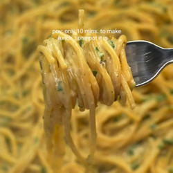 One-pan Creamy Garlic Parmesan Pasta