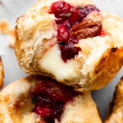 Cranberry Brie Puff Pastry Tarts