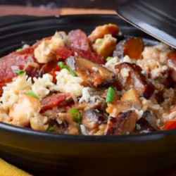Clay Pot Chicken Rice - 煲仔飯