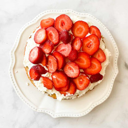 Gluten Free Strawberry Shortcake Cake