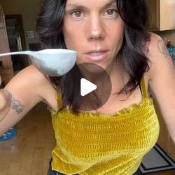 Castor Oil And Baking Soda Scrub