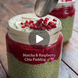 Matcha &amp; Raspberry Chia Pudding