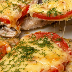 Куряче Філе В Духовці – Рецепт З Грибами Та Помідорами