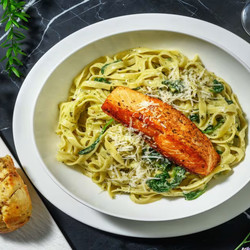 Easy Salmon On Fresh Pesto Tagliatelle With Spinach And Oven-ready Garlic Baguettes