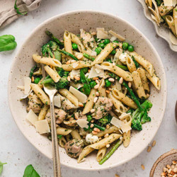 Chicken, Veggies, Pine Nuts, Pesto Pasta