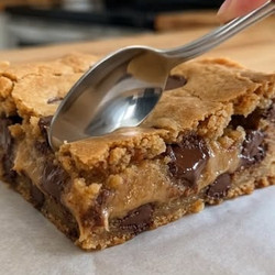 Greek Yogurt Peanut Butter Chocolate Chip Cookie Bars With Soft Centers