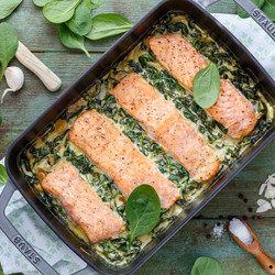 Einfacher Ofen Lachs Auf Spinat