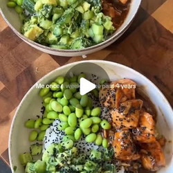 Sweet &amp; Spicy Salmon Bowls