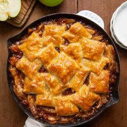 Apple Pie Puff Pastry Bake
