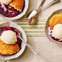 My Grandmother’s 6-ingredient Fruit Cobbler