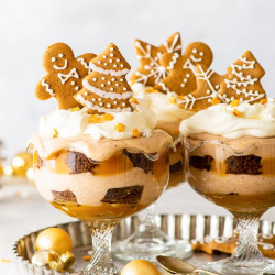 Vegan Gingerbread Christmas Trifle