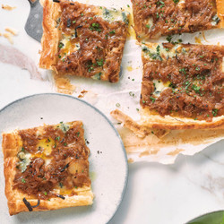 French Onion &amp; Blue Cheese Tart