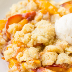 Easy Vegan Peach Cobbler