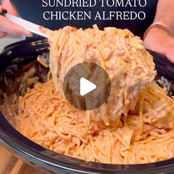 Sundried Tomato Chicken Alfredo