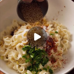10 Minute Chili Garlic Noodles