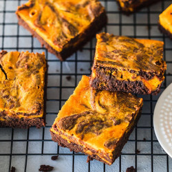 Kürbis-Cheesecake-Brownies