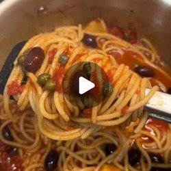 Classic Pasta Puttanesca