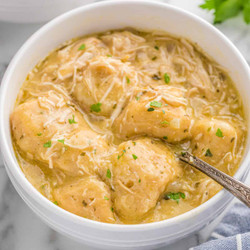 Slow Cooker Chicken And Dumplings