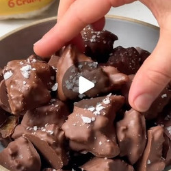 Crunchy Crumpet Brittle