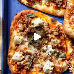 Autumn-inspired Naan Pizzas