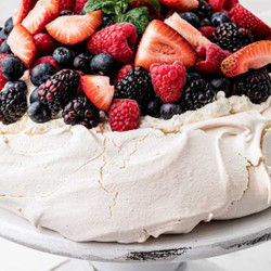 Air Fryer Vanilla Berry Pavlova
