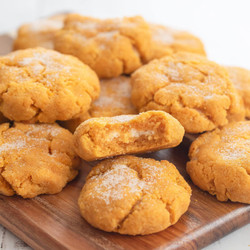 4 Ingredient Keto Pumpkin Cheesecake Cookies