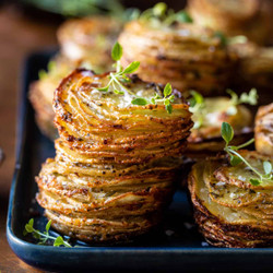 Crispy Cheesy Potatoes Stacks