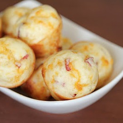 Bacon (or Pepperoni) Pizza Puffs