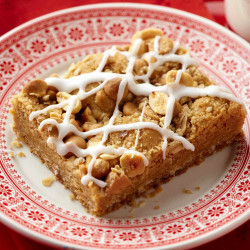 Triple Peanut Butter Streusel Bars